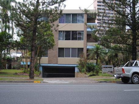 9/186 Surf Parade, Surfers Paradise, Qld 4217